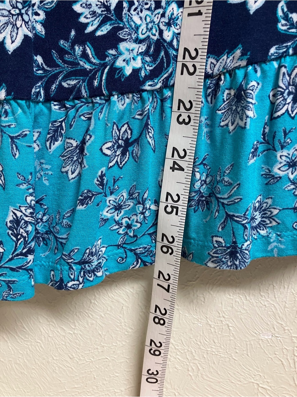 Como Vintage Navy Floral Tunic with Teal Contrast Hem - Picture 8 of 14